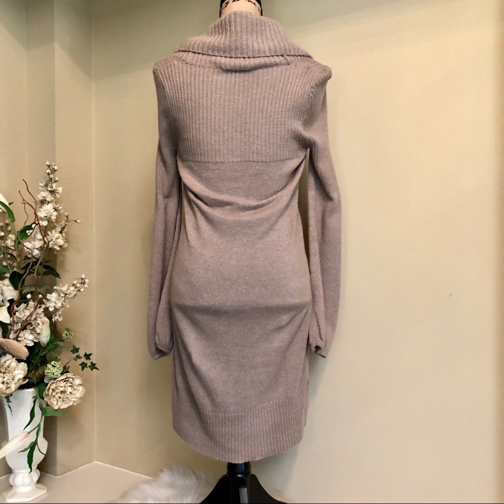 Ann Taylor LOFT tan sweater dress. Size medium. - Picture 4 of 5